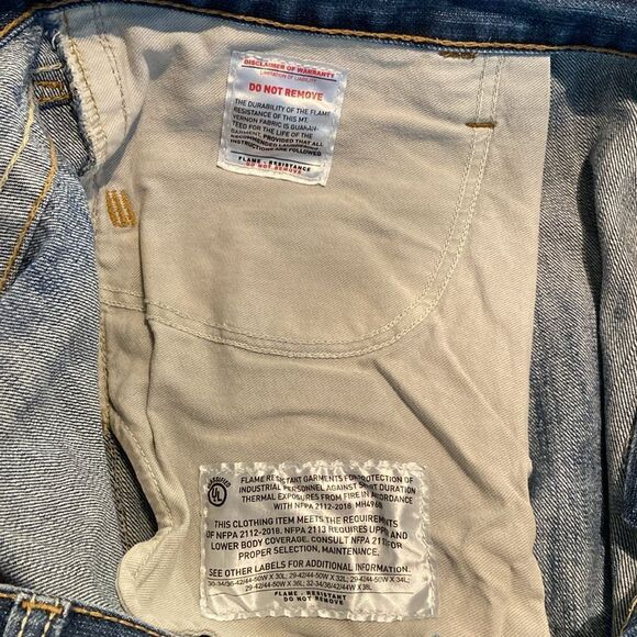 Men’s Ariat Work Cat 2 FR Low rise M4 Boot Denim Jeans size 44x34 - Picture 12 of 12